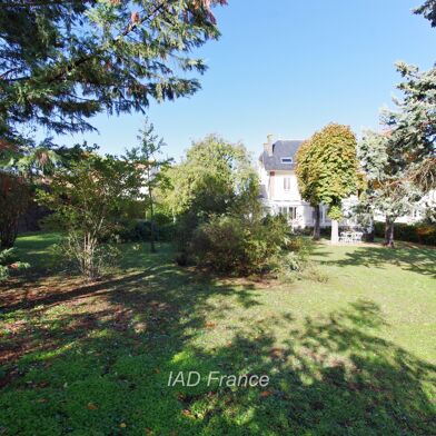 Maison 10 pièces 640000 €