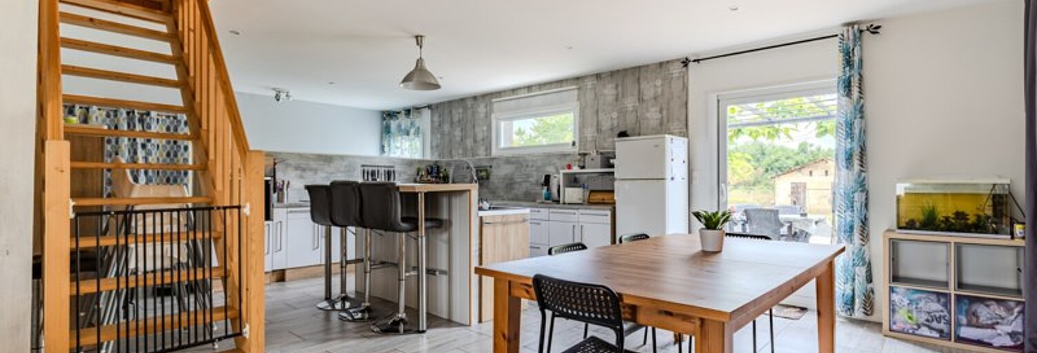 Maison 6 Pièces 185 m² à vendre à Saint-Denis-de-Pile (33910)