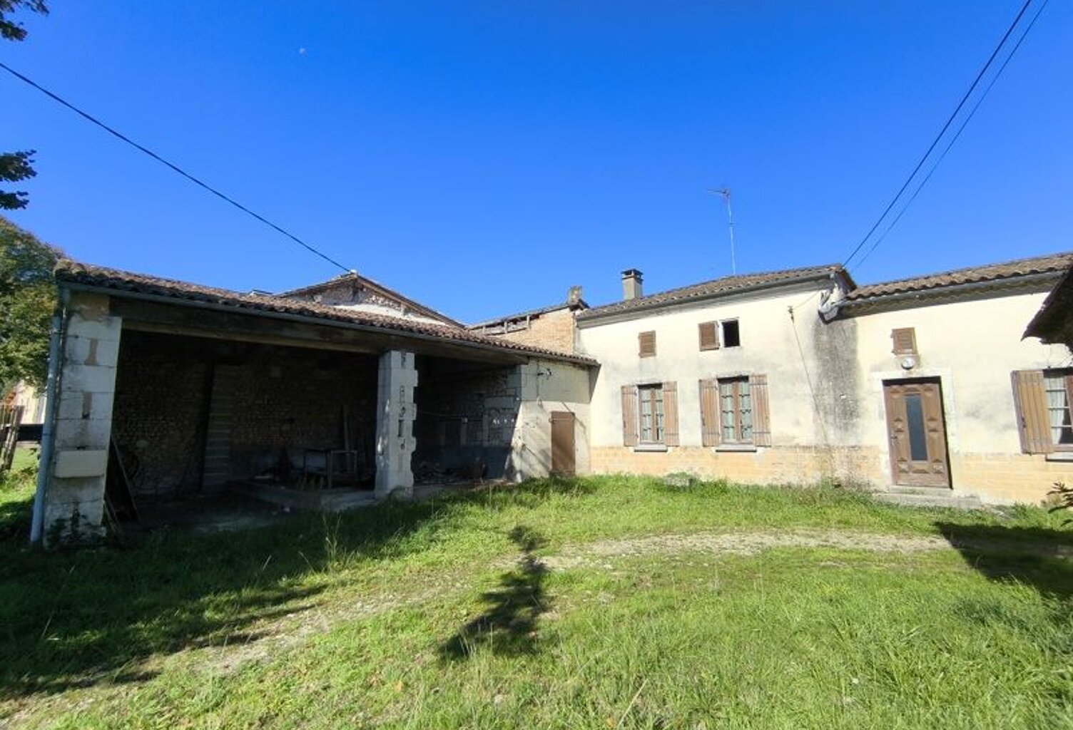 Charentaise de 4 pièces principales — photo 1