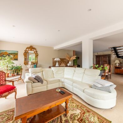 Maison 7 pièces 472500 €