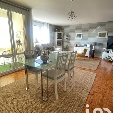 Appartement 5 pièces 147000 €