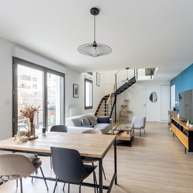 Appartement 3 pièces 399760 €