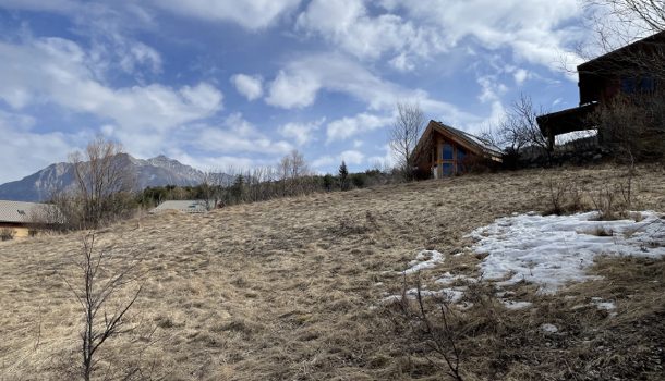 Terrain  à vendre Enchastrayes 04400