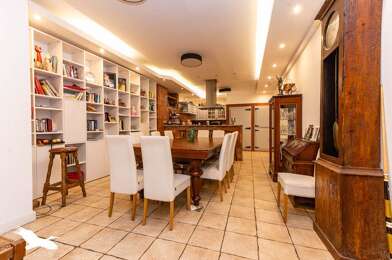 Appartement 7 pièces 296520 €