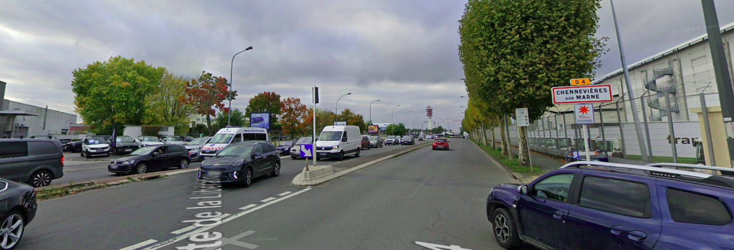 Garage  175 m² à vendre à Chennevières-sur-Marne (94430)