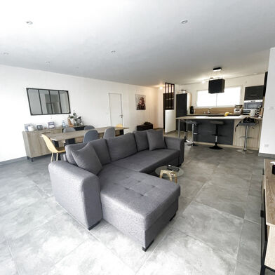 Maison 4 pièces 297825 €