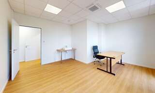 Bureau   m² à louer à Luc-la-Primaube (12450)