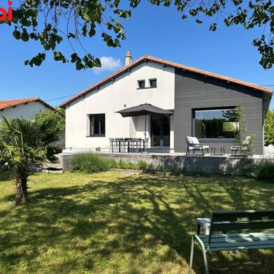Maison 5 pièces 349000 €