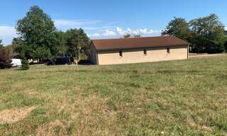 Local industriel 1 Pièce 245 m² à vendre à Tournus (71700)