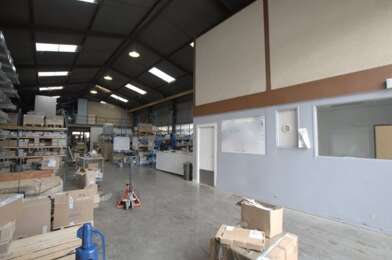 Bureau 4 pièces 2500 €