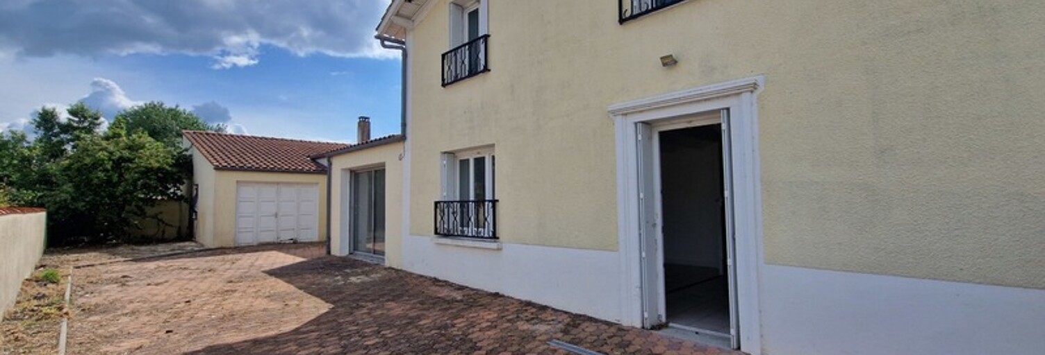 Maison 4 Pièces 85 m² à vendre à Bernay-Saint-Martin (17330)