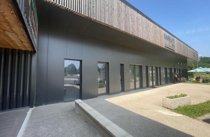 🏷️ Titre : Local commercial environ 95 m² à vendre – Zone dynamique, Pouillon (40350) — photo 3