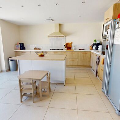 Maison 6 pièces 220000 €