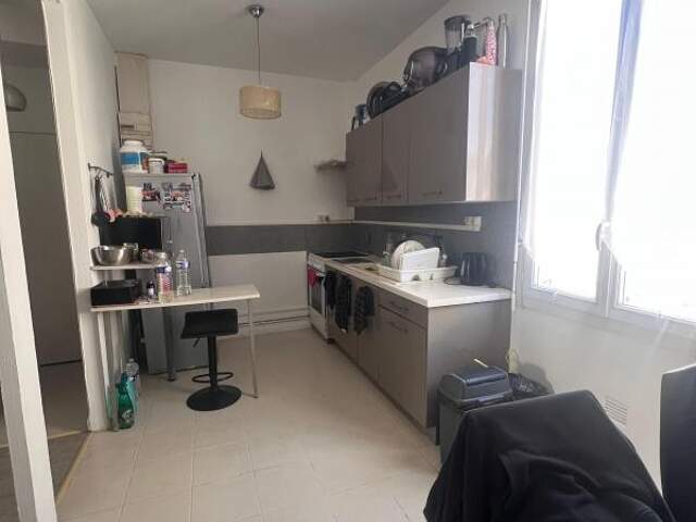 Appartement À Vendre — photo du bien