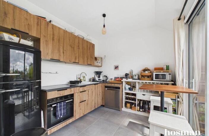 Superbe duplex T3 de 89,83 m2 (103,96 m2 au sol) avec terrasse de 37 m2 - place de parking - Quartier Saint-Donatien à Nantes — photo 4