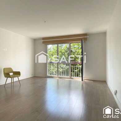 Appartement 4 pièces 260000 €