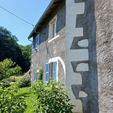 Maison 6 pièces 174000 €