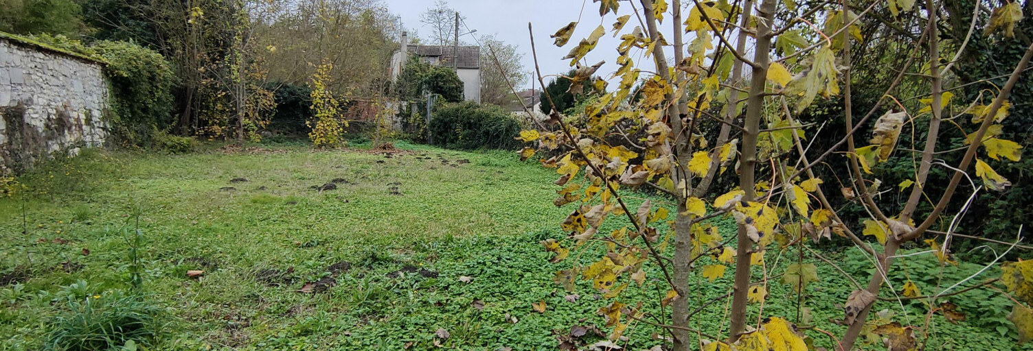 Terrain  593 m² à vendre à Neuilly-Saint-Front (02470)