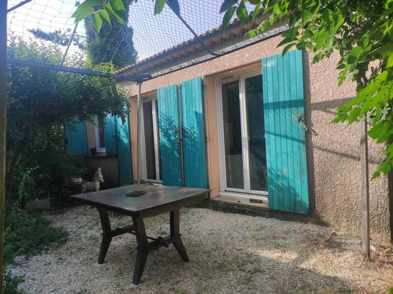 En exclusivité - FLAYOSC PROXIMITÉ CENTRE MAISON PLAIN PIED T4 A RÉNOVER 100 M2 TERRAIN 1835 m2 — photo 1