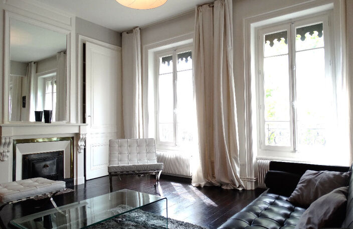 Appartement meublé à louer à lyon 6ème arrondissement lafaye — photo 2