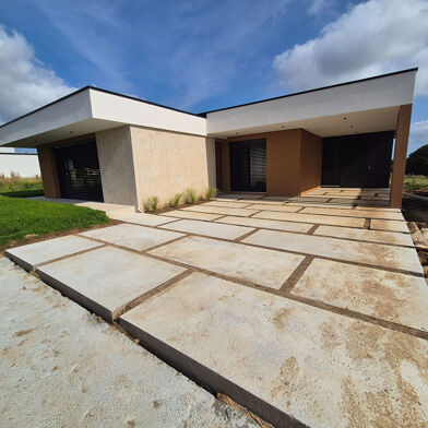 Maison 5 pièces 333500 €