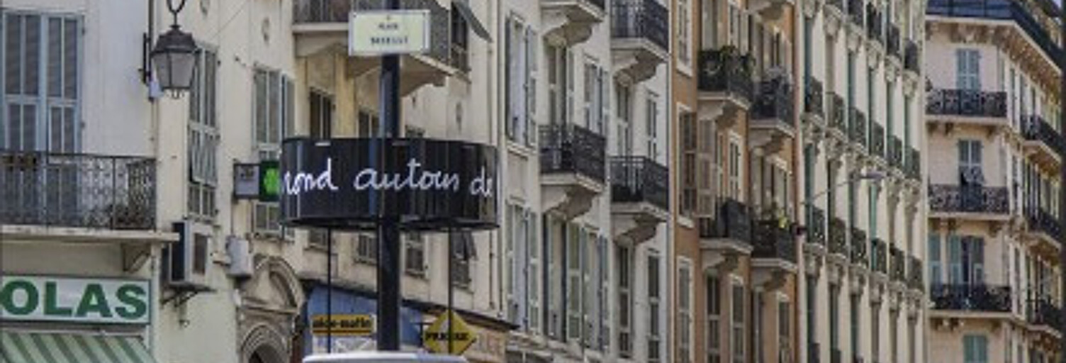 Immeuble  855 m² à vendre à Nice (06000)