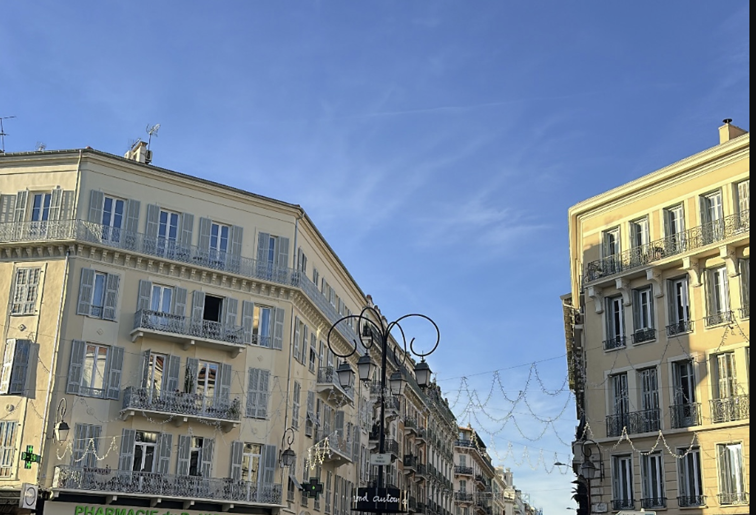 NICE CENTRE   IMMEUBLE DE RAPPORT 824 M2   12 LOTS   RENTABI — photo 1