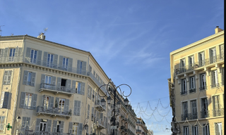 Immeuble  855 m² à vendre à Nice (06000)
