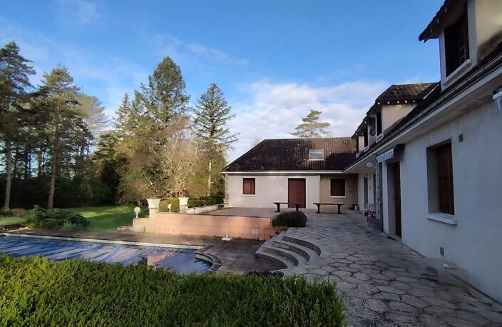 Propriété de Caractère avec Piscine — photo 3