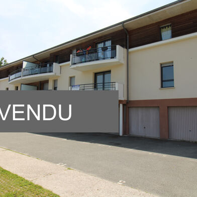 Appartement 3 pièces 140400 €