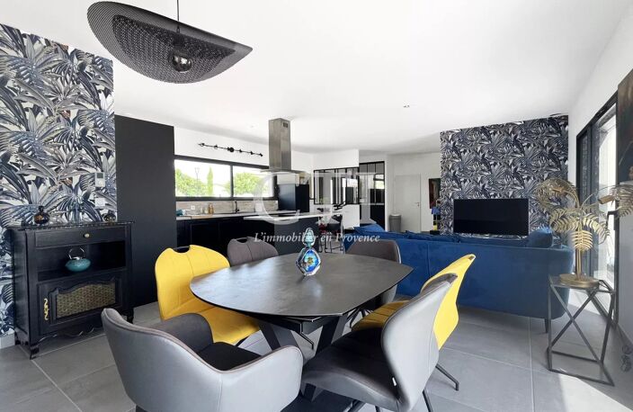 Villa contemporaine de plain-pied avec piscine à Vaison-la-Romai — photo 2