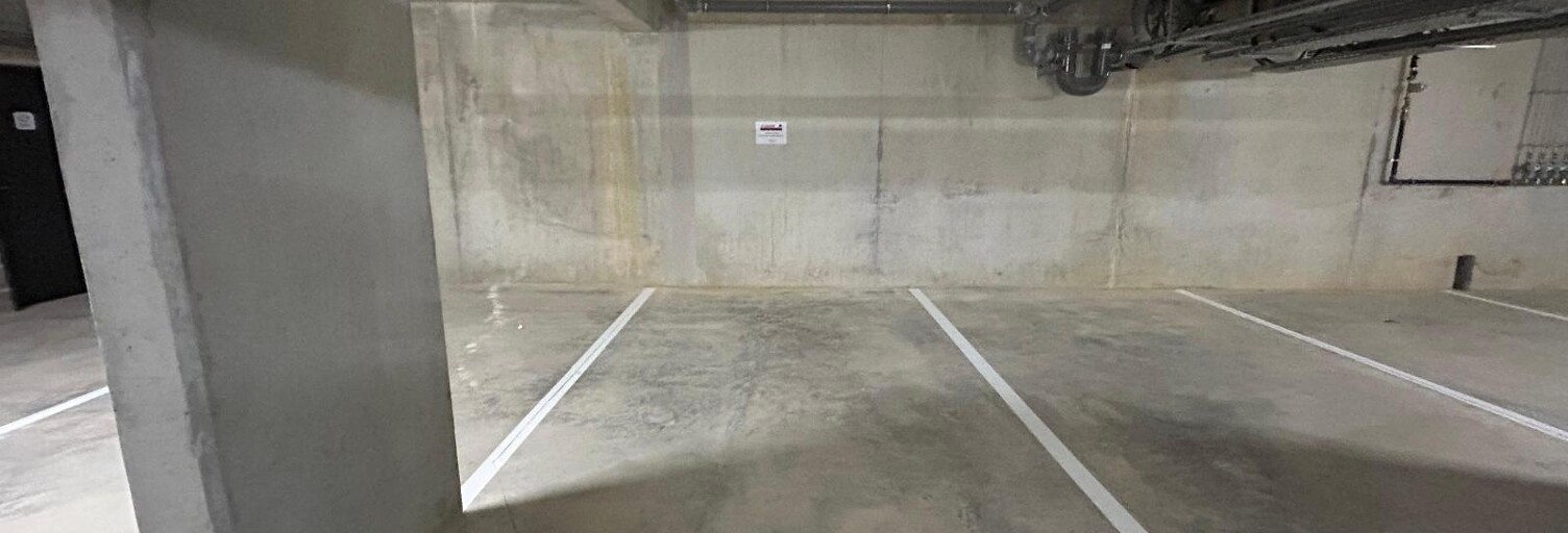 Garage   m² à louer à Tours (37100)