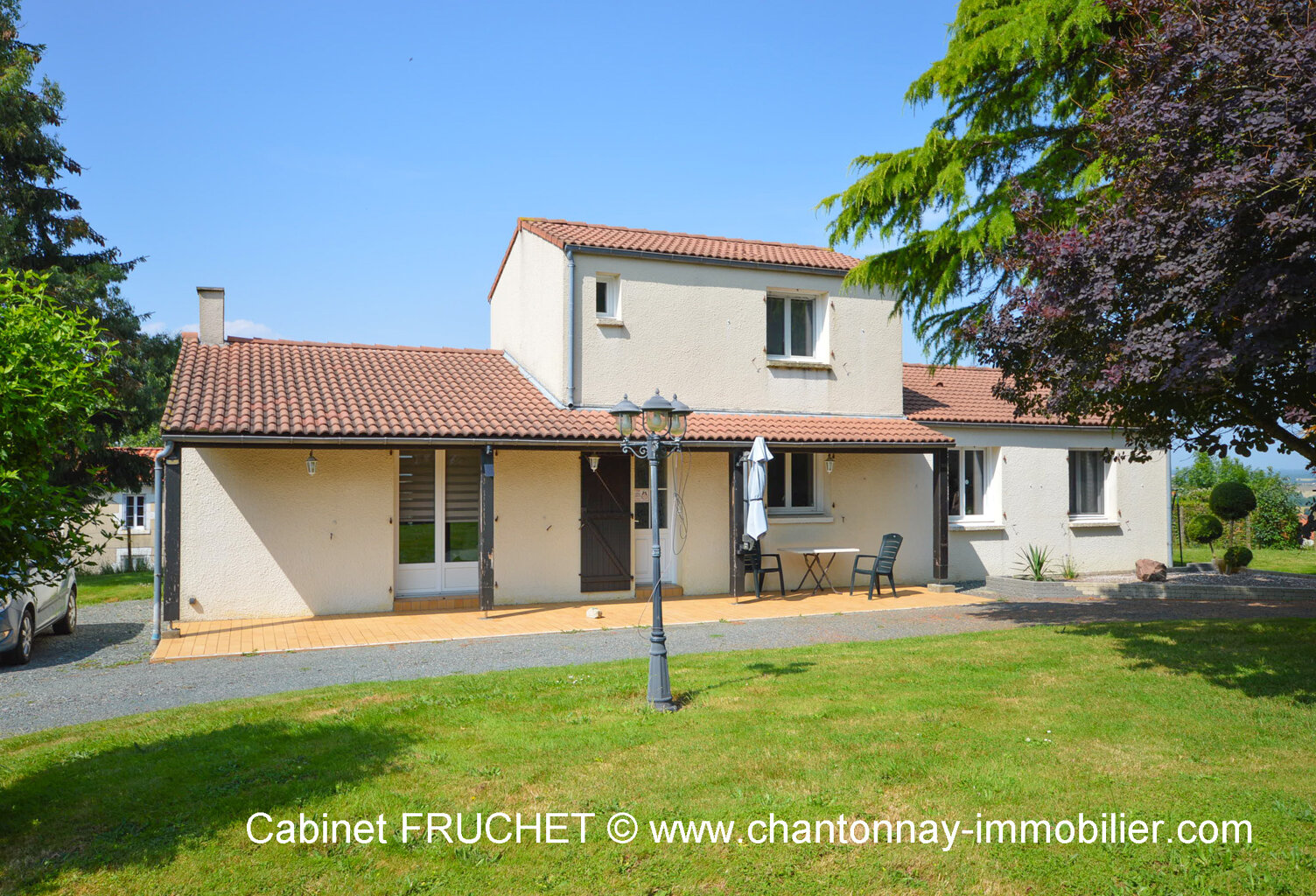 10 minutes de CHANTONNAY - Jolie maison de famille - 5 chamb — photo 1