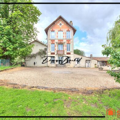 Maison 9 pièces 239990 €