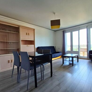 Appartement 4 pièces 233000 €