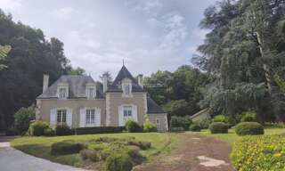 Maison 10 Pièces 295 m² à vendre à La Chartre-sur-le-Loir (72340)