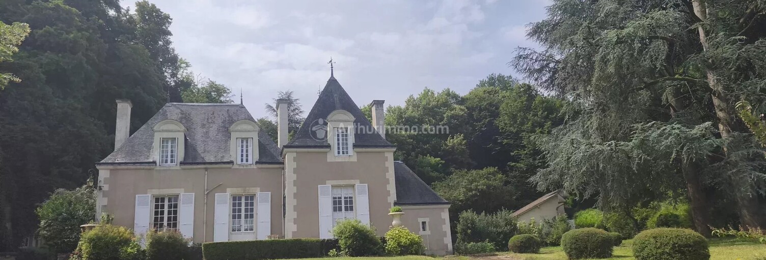 Maison 10 Pièces 295 m² à vendre à La Chartre-sur-le-Loir (72340)