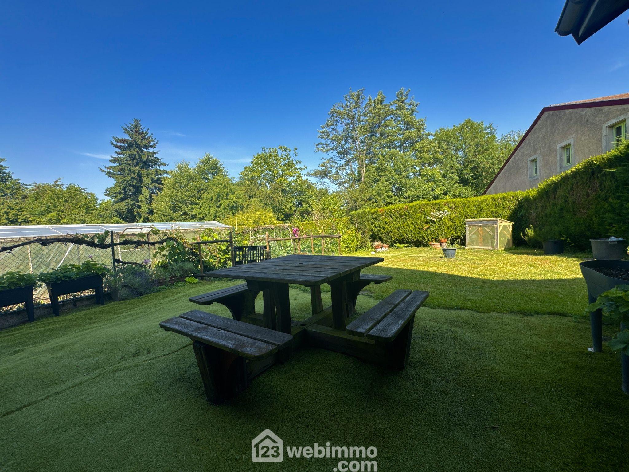 Maison - 137m² - Lacroix-sur-Meuse