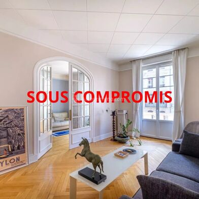 Appartement 2 pièces 412000 €
