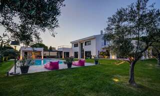 Maison 12 Pièces 275 m² à vendre à Aix-en-Provence (13100)