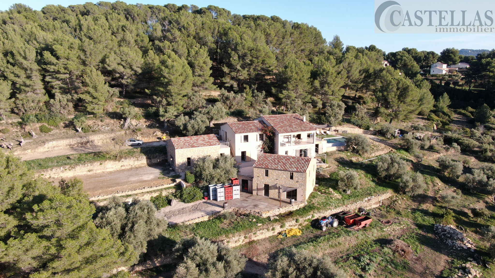 Propri&eacute;t&eacute;  T6 à vendre La Ciotat 13600