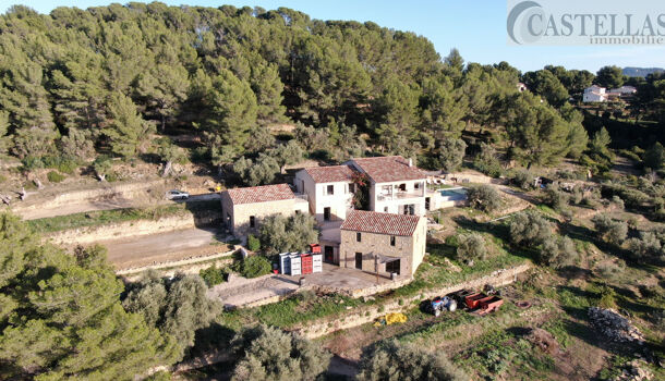 Propri&eacute;t&eacute; 6 pièces  à vendre La Ciotat 13600
