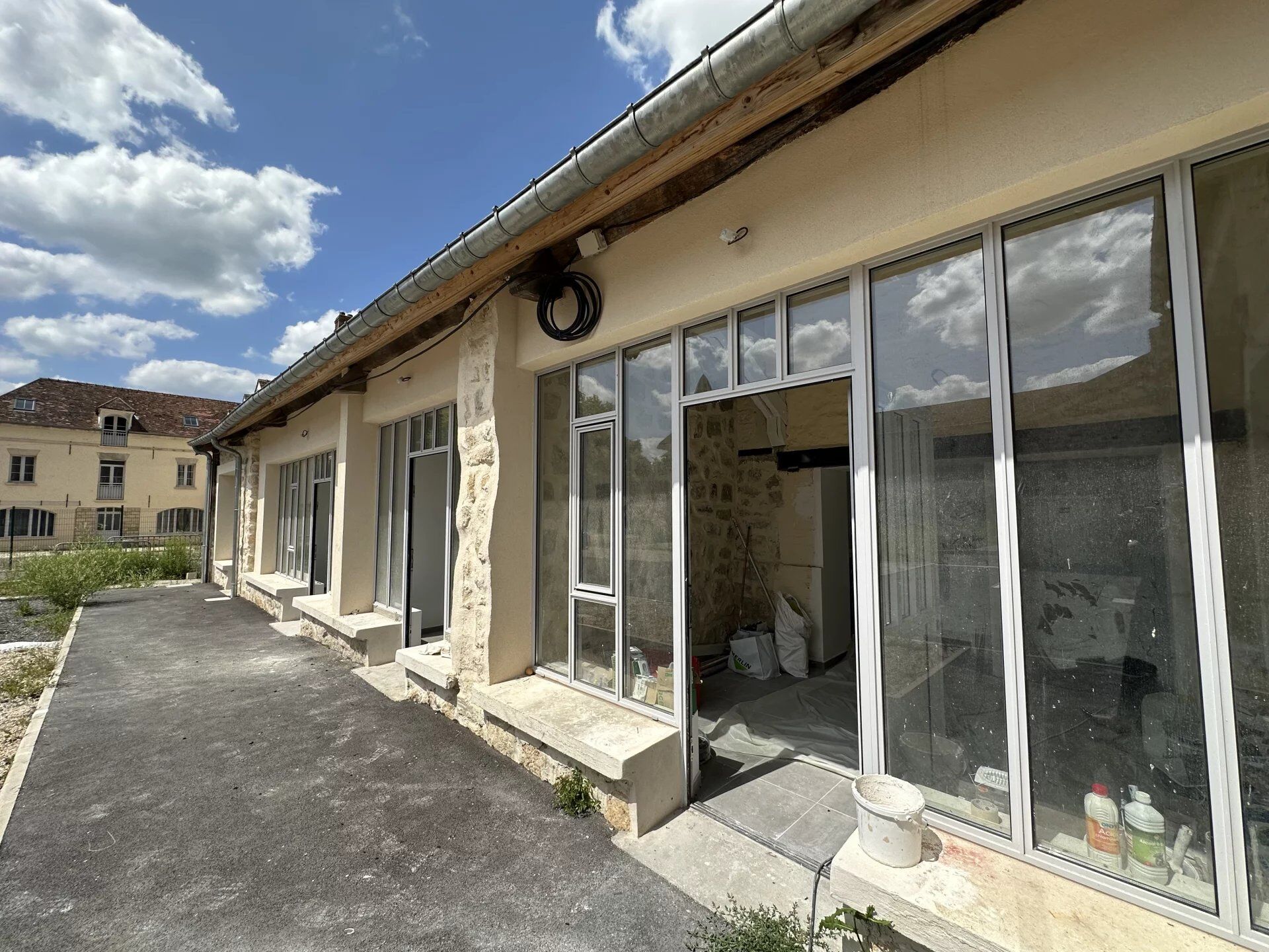 Local commercial 1 pièce 29 m² · à Belle-Église · 29 m² · 70 000 €
