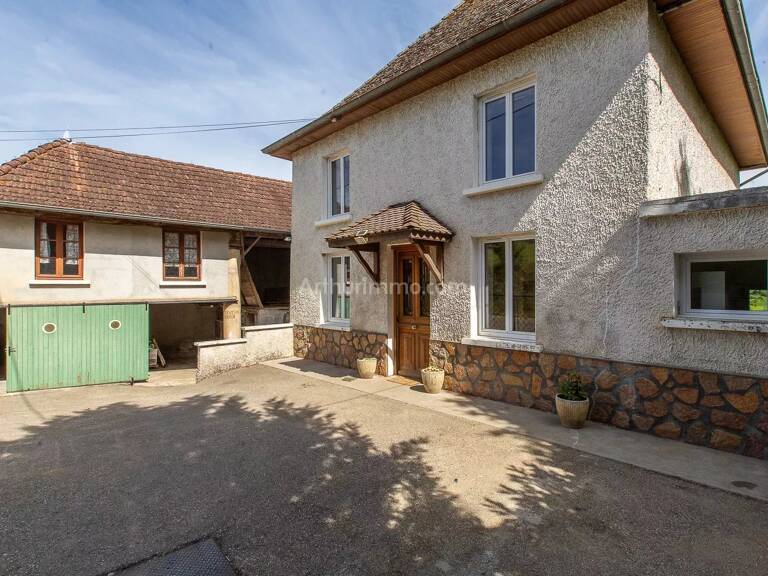 Maison 4 chambres avec plusieurs dépendances — photo 1