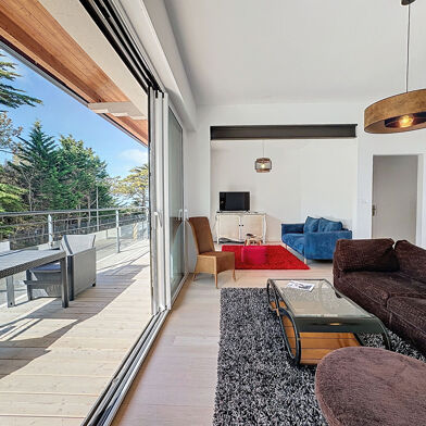 Maison 8 pièces 720000 €