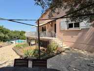 Villa — photo 2