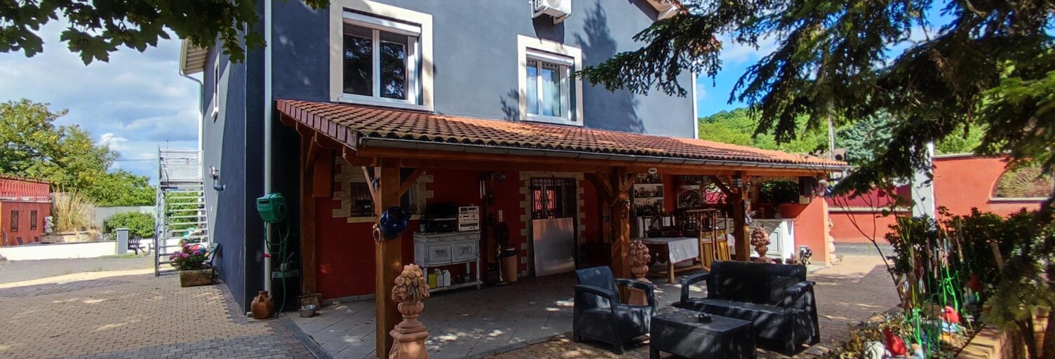 Maison 6 Pièces 175 m² à vendre à Neschers (63320)