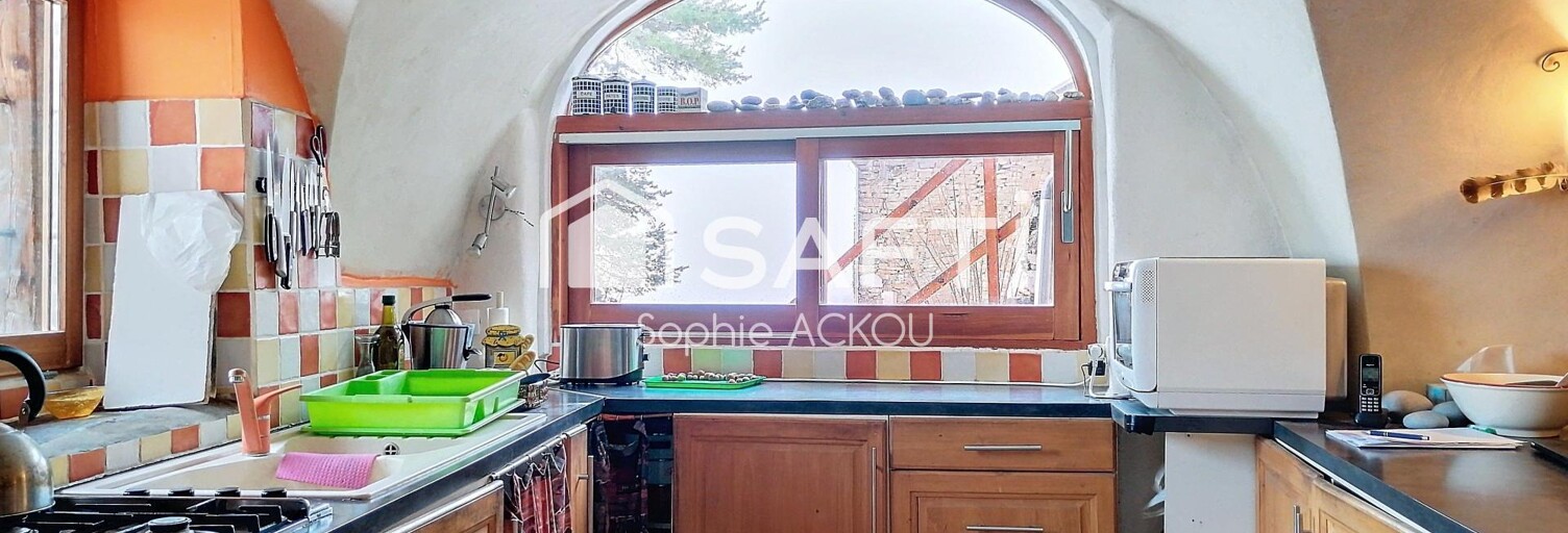 Maison 12 Pièces 264 m² à vendre à Réotier (05600)