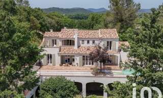 Maison 6 Pièces 230 m² à vendre à La Crau (83260)