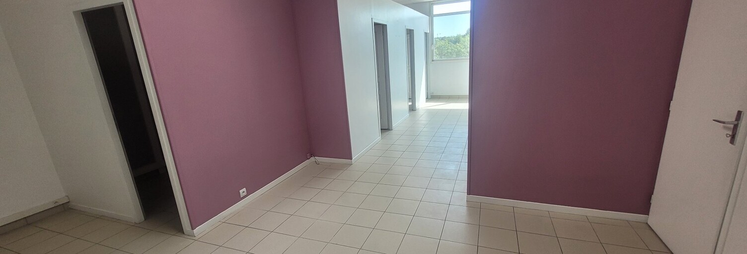 Bureau  67 m² à louer à Le Crès (34920)
